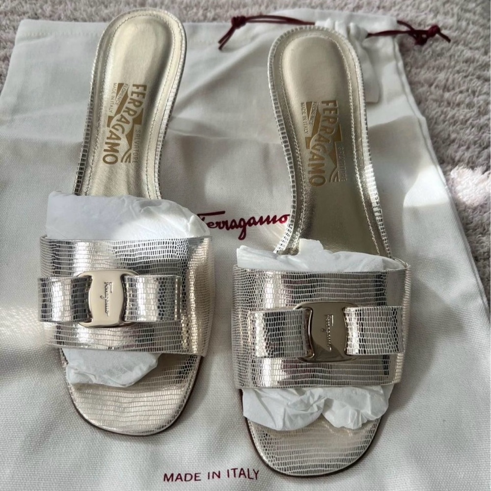 Brand NEW Ferragamo Gold Sandals